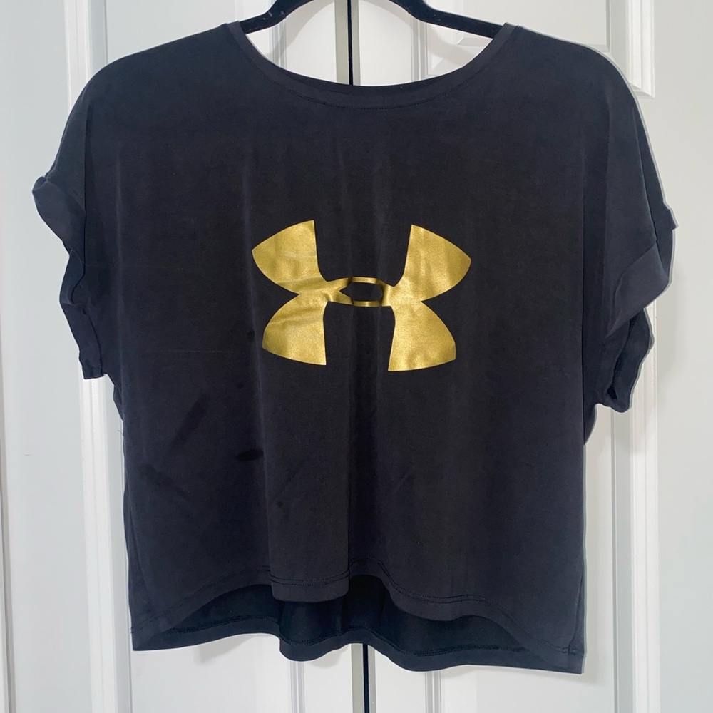 Crop Top Under Armor